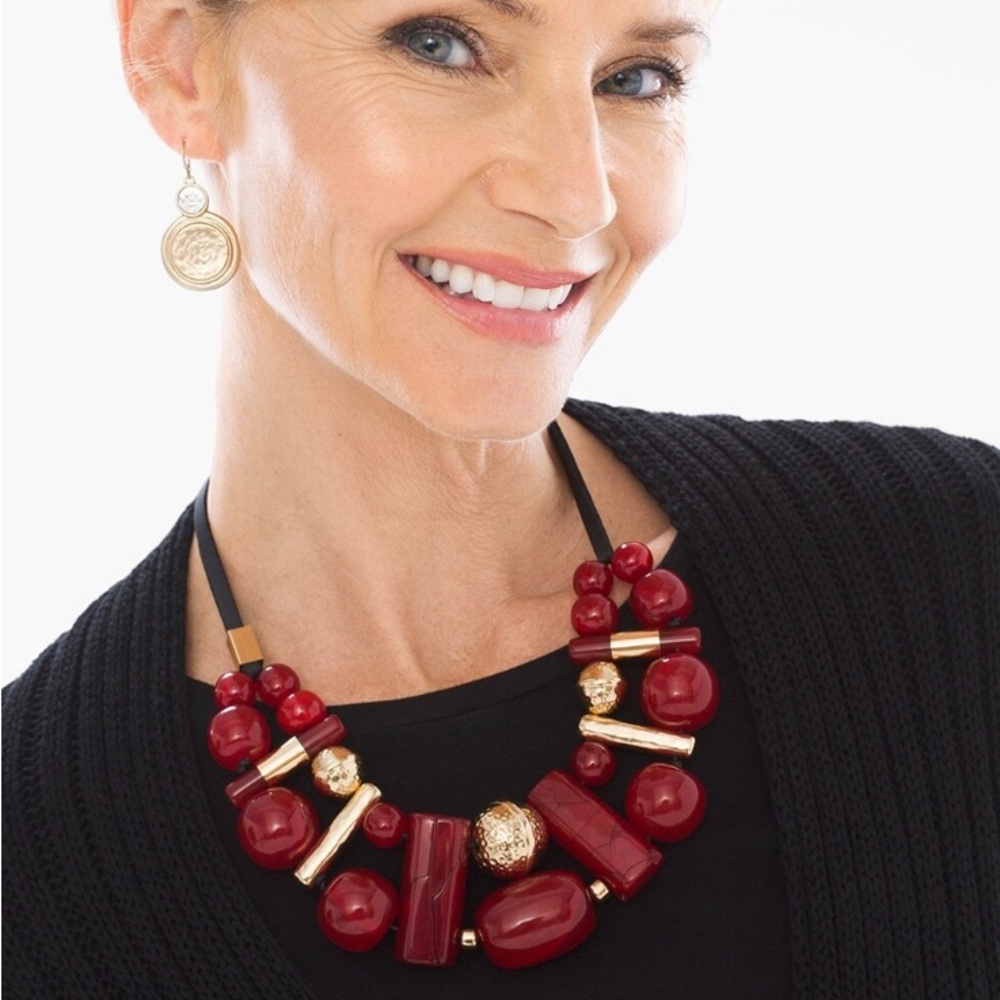 NWT 💋Chico’s Melina Bib beaded necklace in red, gold & black.